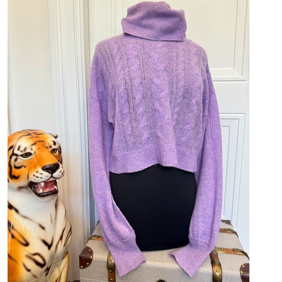 Industry Cashmere turtleneck sweater lilac purple medium - Picture 1 of 5
